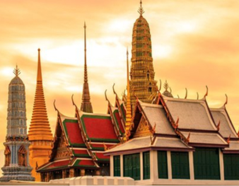 Wat Mahathat Meditation & Monk Chat